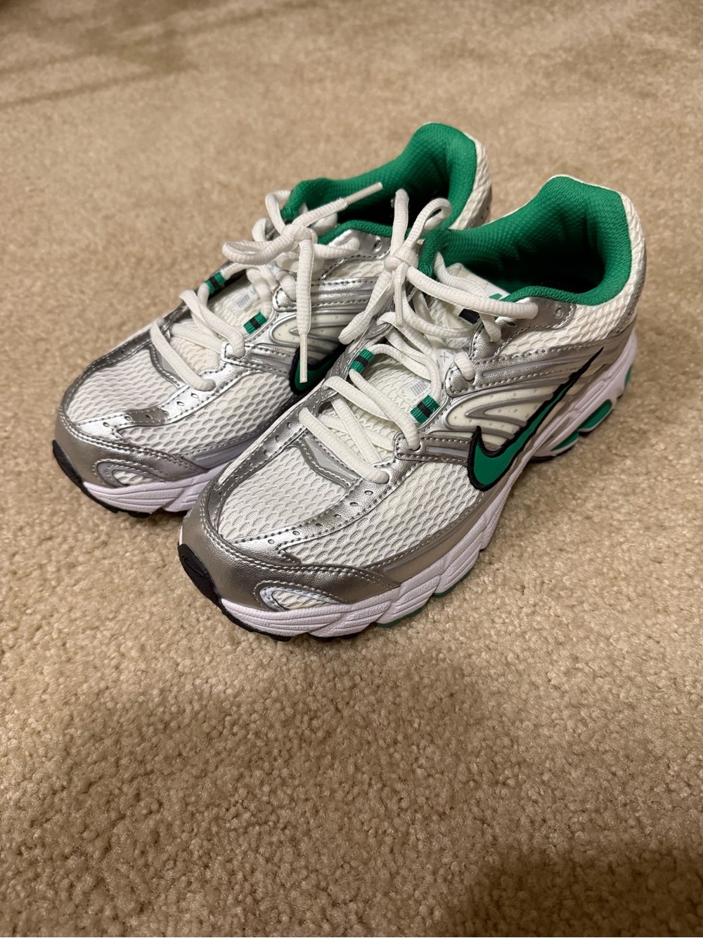 Nike Women's Air Max Moto 2K Shoes